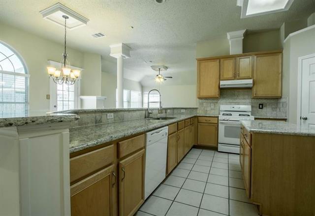 Building Photo - 7628 Lawnsberry Dr