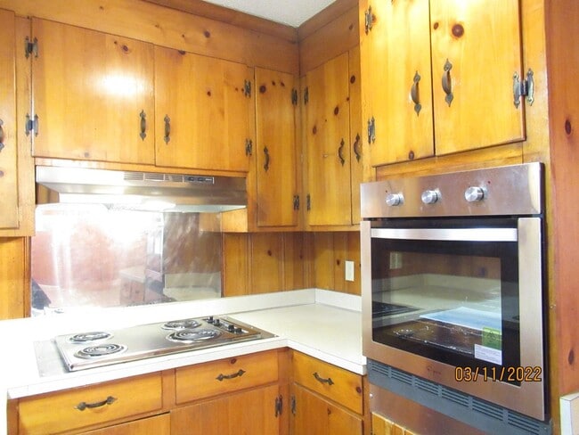 Building Photo - (Alice Drive Schools)- 3 Bedroom, 2 Bath S...