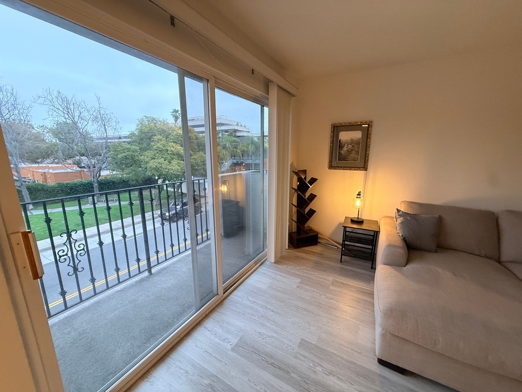 Building Photo - 2308 Schader Dr