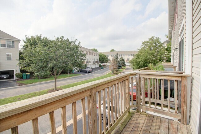 Building Photo - 238 S Alder Creek Dr