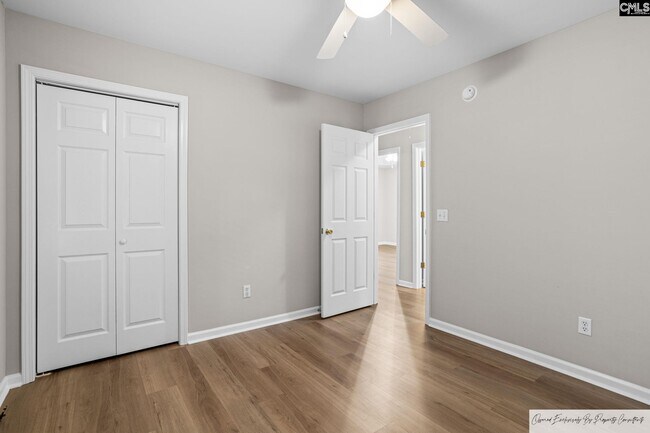 Building Photo - 4005 Hickory St