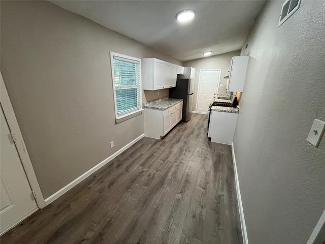 Building Photo - 332 Cresthill Dr