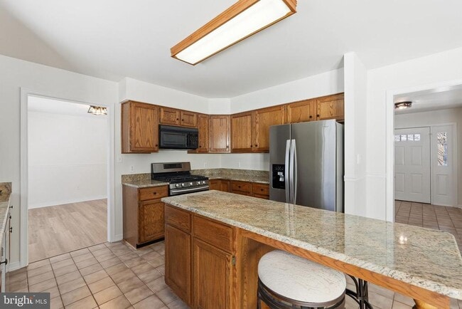 Building Photo - 35298 Scotland Heights Rd