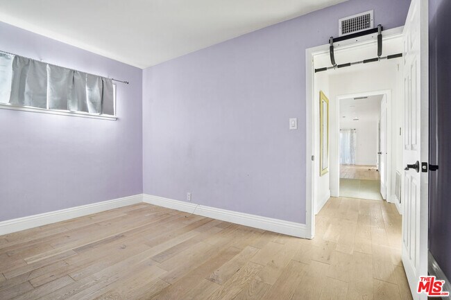 Building Photo - 649 Tufts Ave
