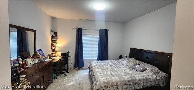 Building Photo - 29574 Woodpark Cir