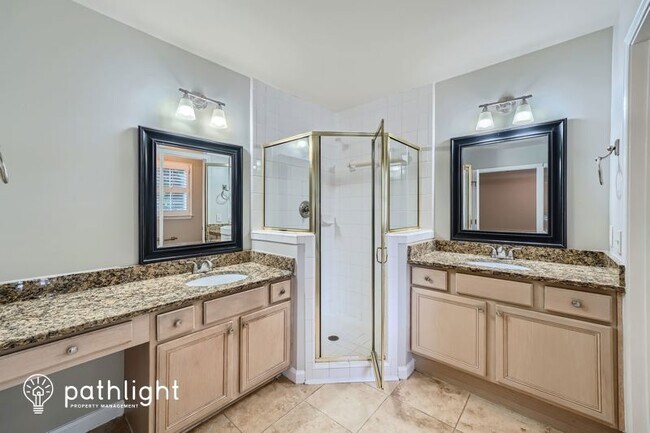 Building Photo - 3341 Rose Ridge