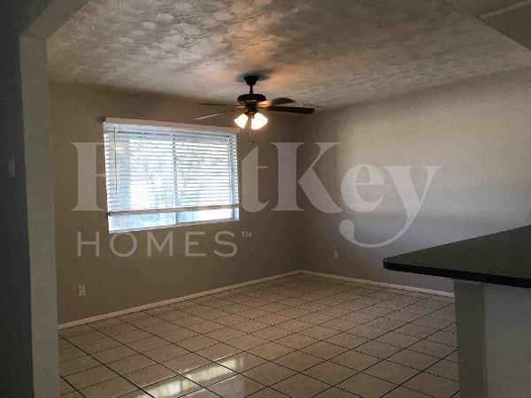 Building Photo - 4635 West Palo Verde Avenue