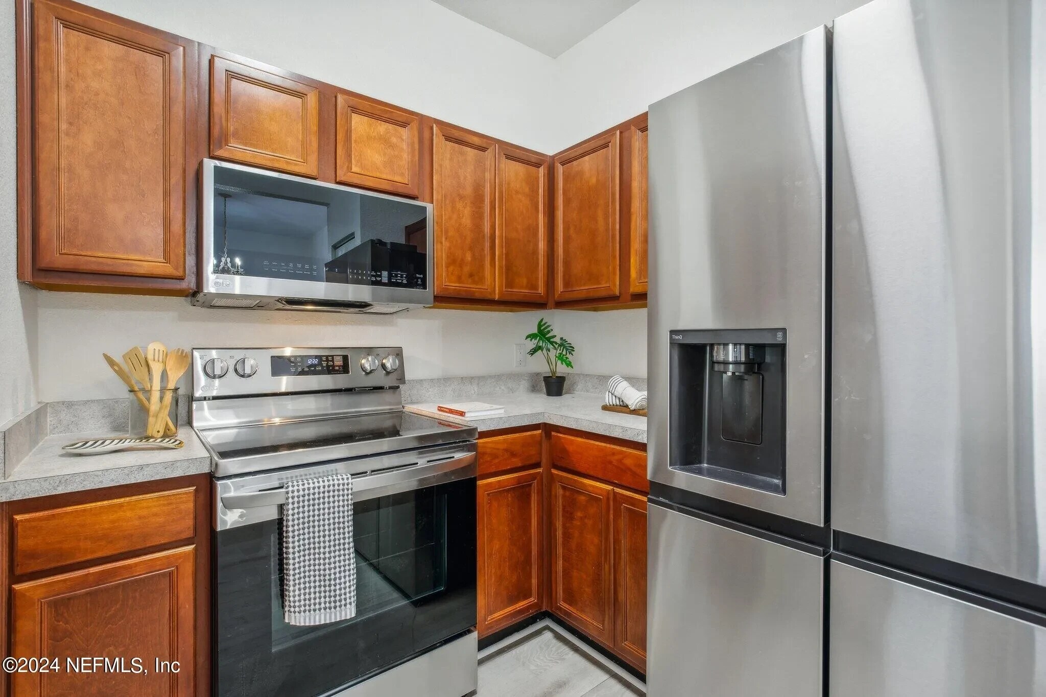 Kitchen Appliance - 8601 Beach Blvd