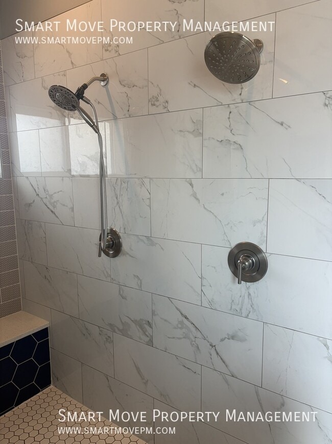 Building Photo - 2311 S Gekeler-