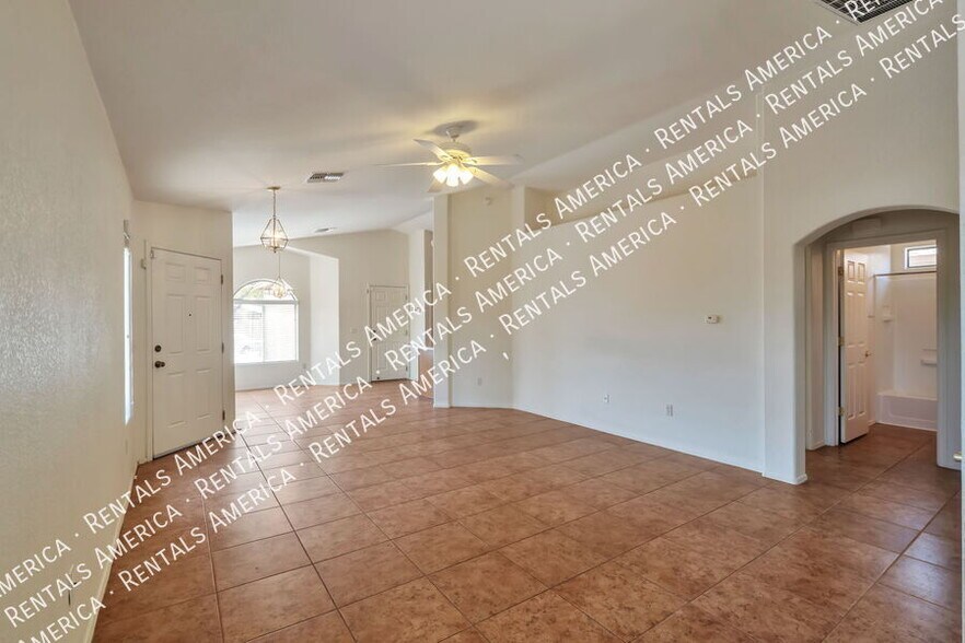 Building Photo - 7838 S Hidden Stone Ln