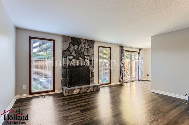 Building Photo - Charming 3-Bed, 2-Bath Home with Stunning Neighborhood Views & Excellent Amenities! NEW PRICE and...