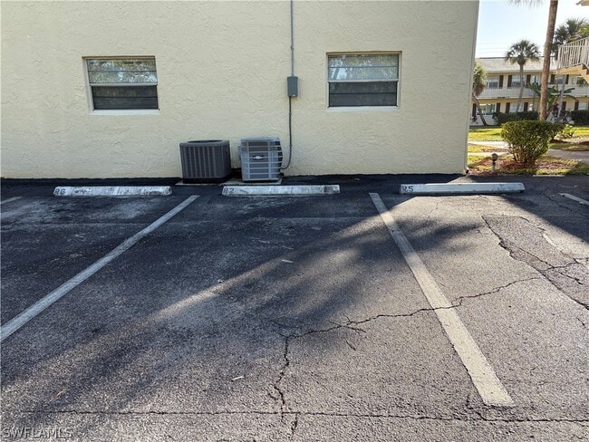 Building Photo - 3325 Arpt Rd S