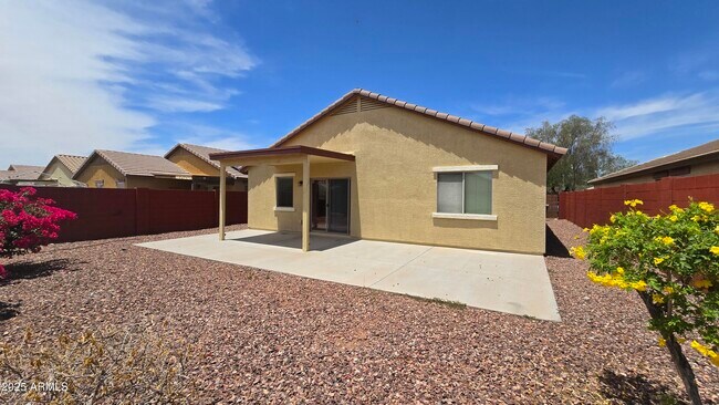 Building Photo - 23827 W Yavapai St