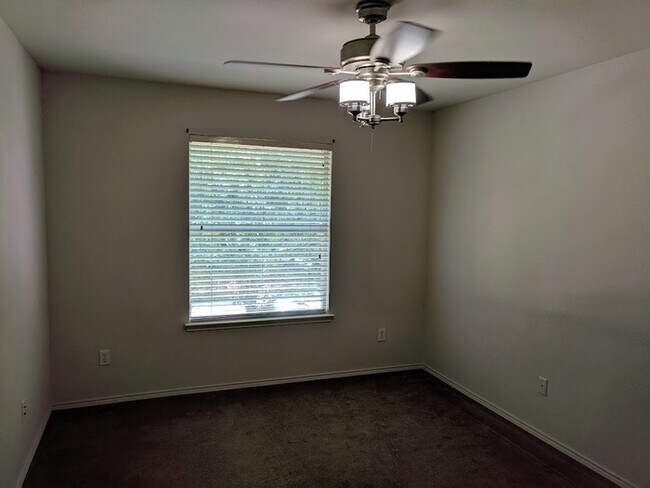 Building Photo - Charming 4 beds 3 baths in Frisco