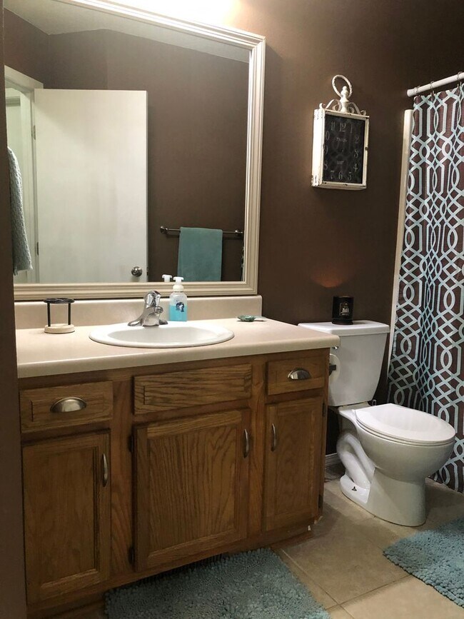 Building Photo - Republic Schools - Gorgeous 4 Bed 2 Bath 2 Car Garage For Rent