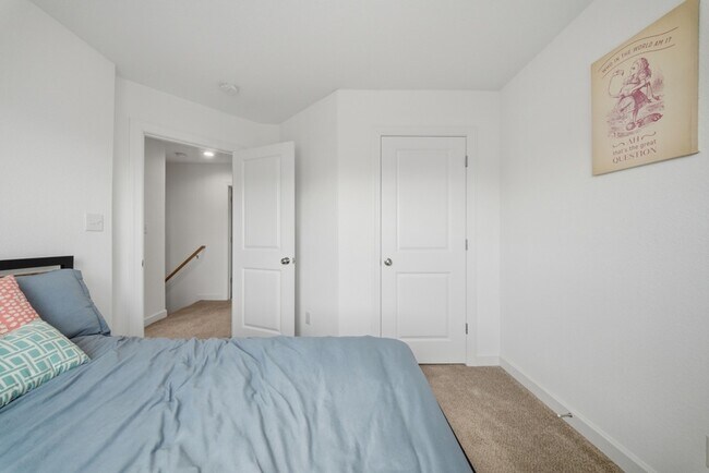 Building Photo - 4331 Pinter Ln