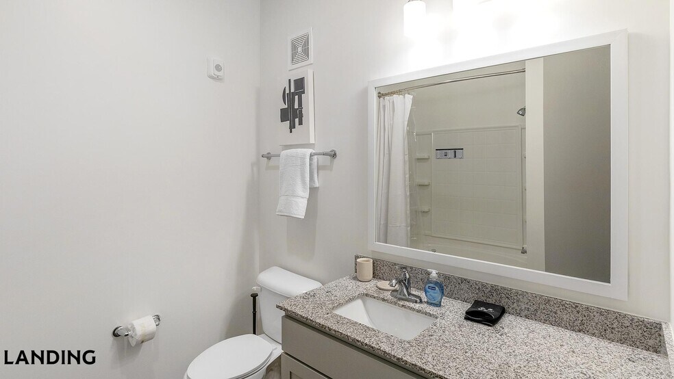 Building Photo - 100 Wildwood Ct