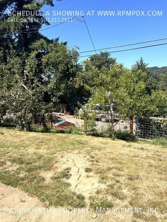 Building Photo - 4512 SW Fairvale Ct