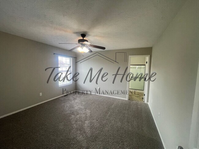 Building Photo - Updated Home in Ozark!