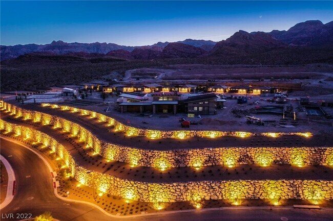 Building Photo - 909 Allister Flds Ln