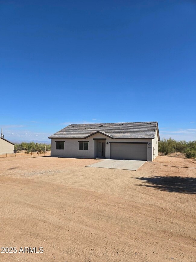 Building Photo - 16023 E Rancho Tierra Dr