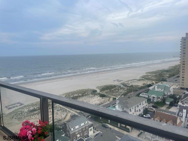 Building Photo - 4800 Boardwalk