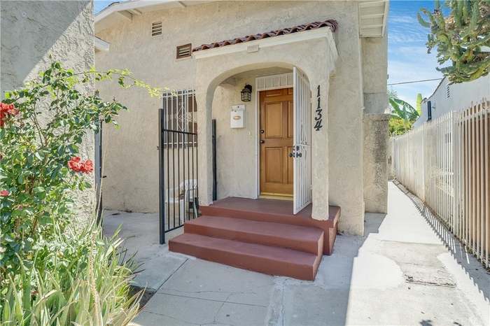 Porch - 1134 N Mariposa Ave