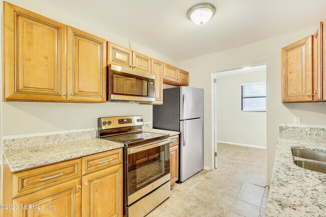 Building Photo - 2938 Charme Ct