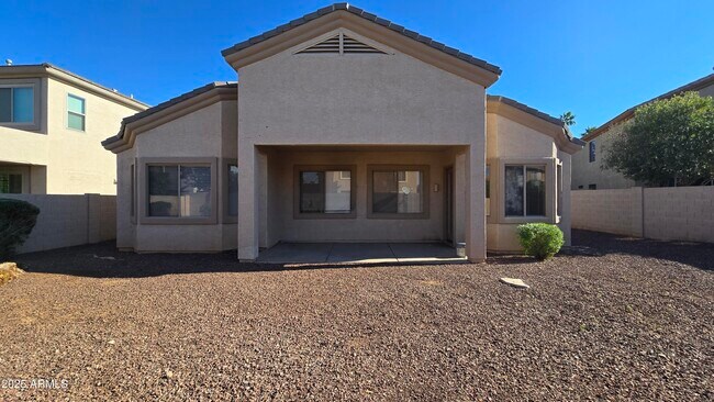 Building Photo - 13586 W Monte Vista Rd