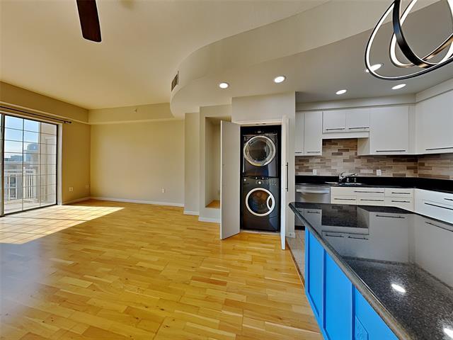 Building Photo - 3225 Turtle Creek Blvd