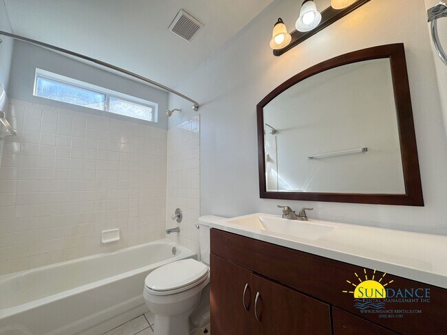 Building Photo - 130 Wright Cir