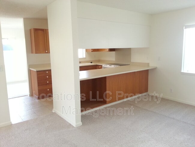 Building Photo - 94-1005-1005 Kaamea St