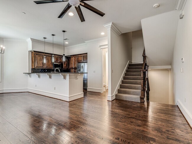Building Photo - Beautiful Downtown OKC Townhouse