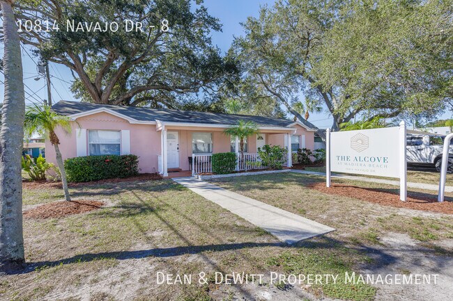 Building Photo - 10814 Navajo Dr