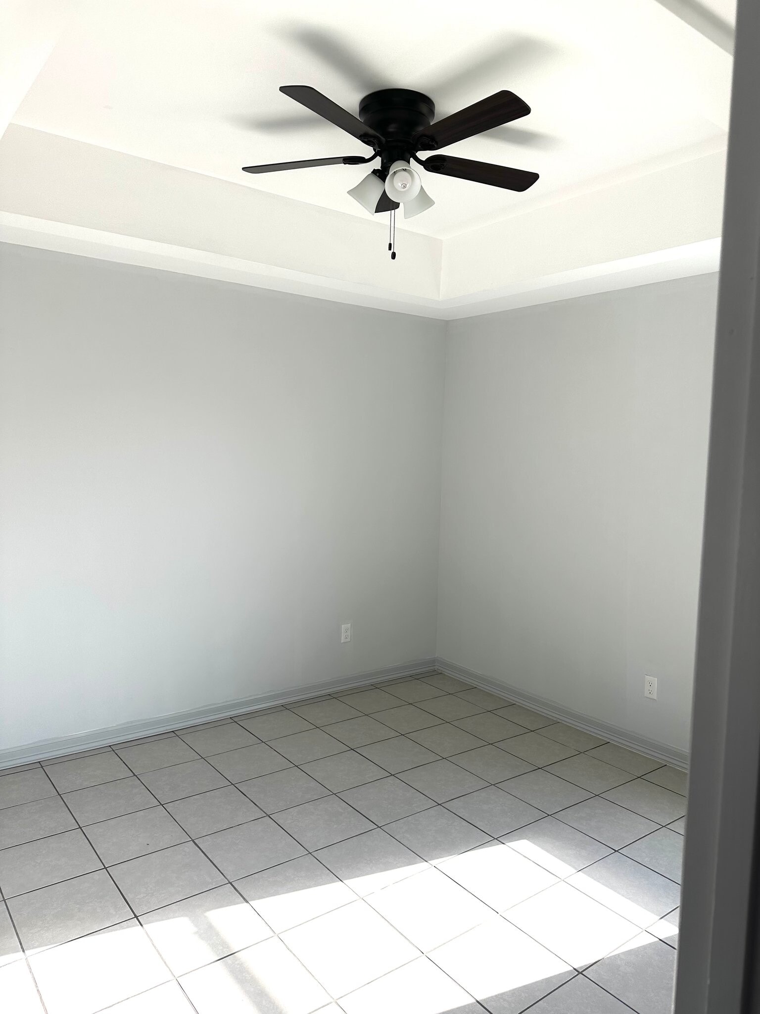 Building Photo - 328 Clemente Ave
