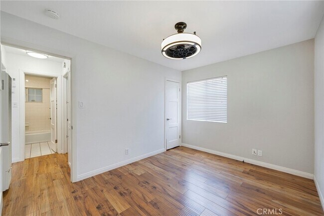 Building Photo - 13616 Hermes St