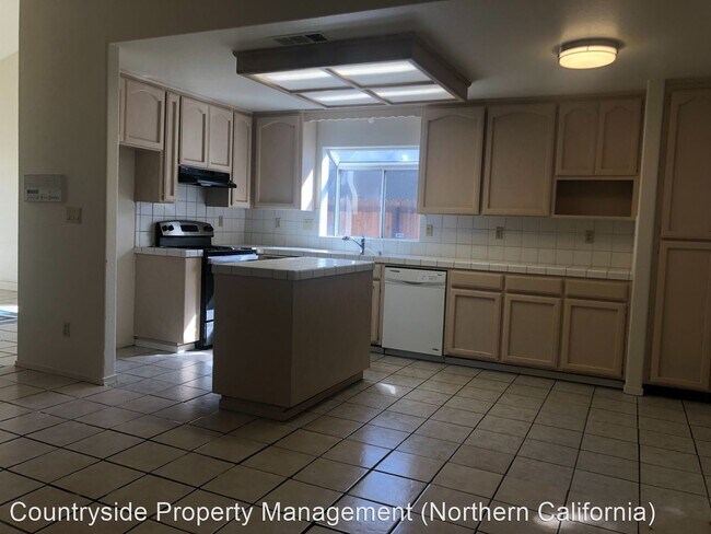 Building Photo - 4 br, 2 bath House - 4013 Wincanton Road