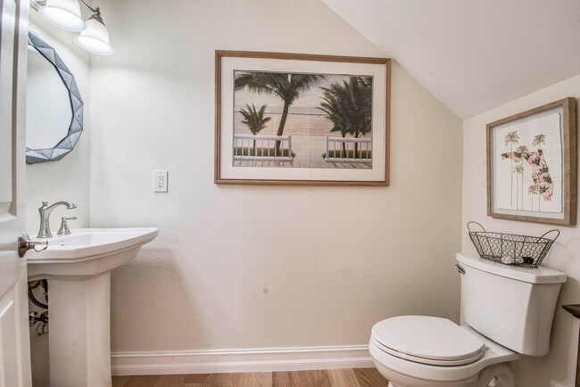 Building Photo - 779 Windermere Way