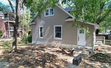 Building Photo - 1/2 OFF 1st MONTH'S RENT - Cozy Home w/ La...