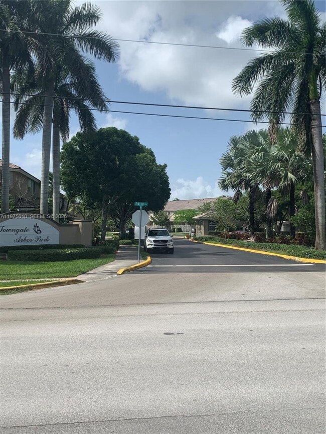 Building Photo - 2211 SE 23rd Rd