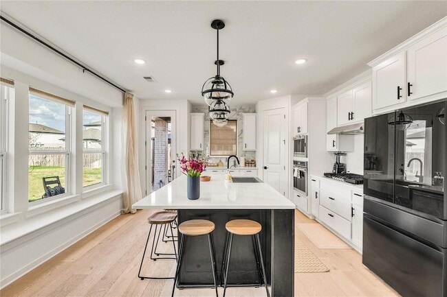 Building Photo - 516 Ahern Ct