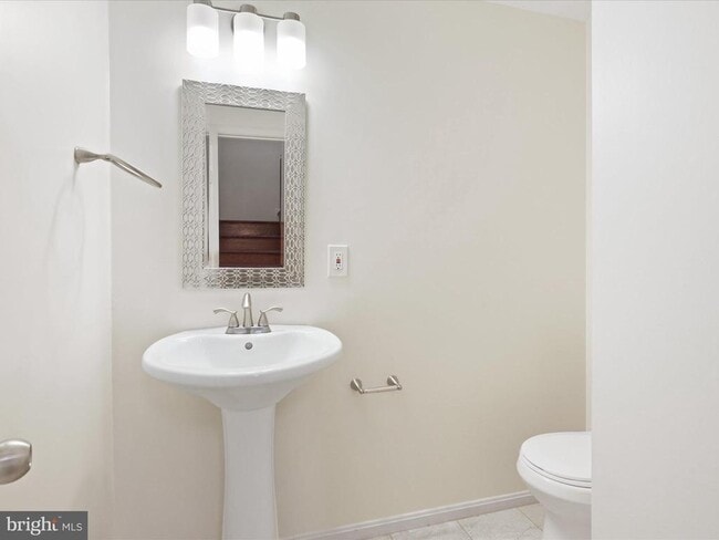 Building Photo - 6502 Coachleigh Way