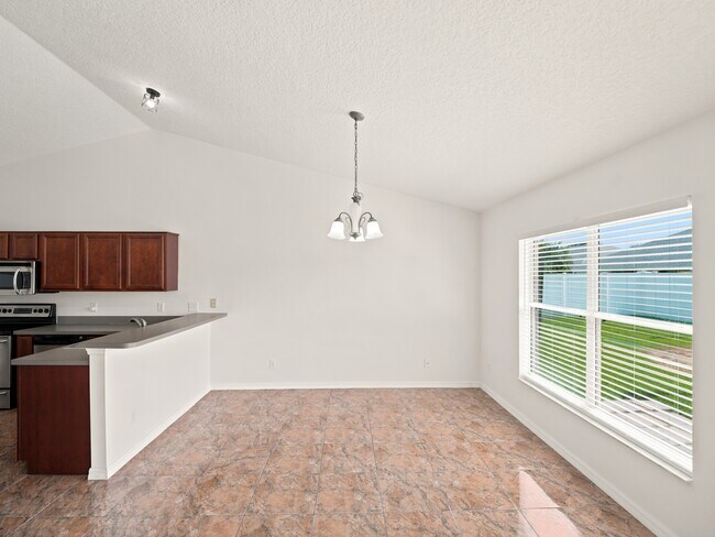 Building Photo - 6013 Brick Rd