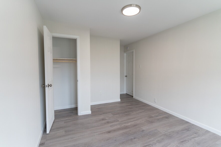 Building Photo - 920 Macadam St