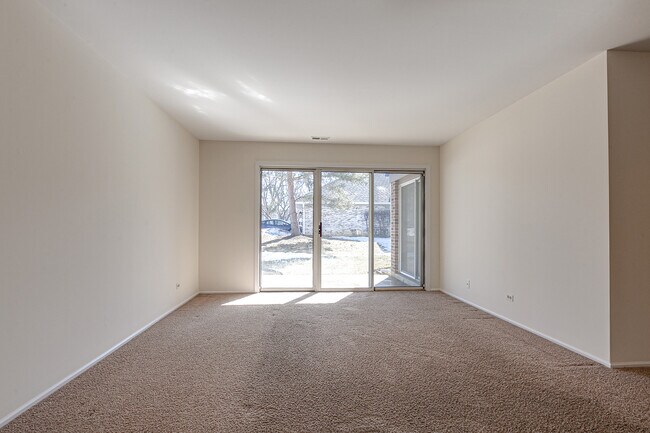 Building Photo - 191 Hemingway Ct