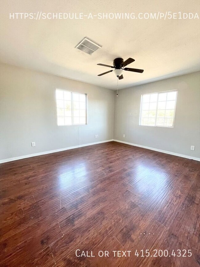 Building Photo - 2 Weeks Free Move-In Promo! Charming 4-Bed...