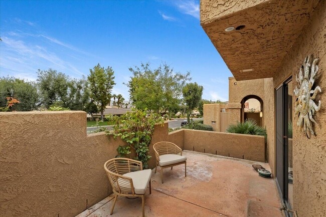 Building Photo - 73417 Foxtail Ln