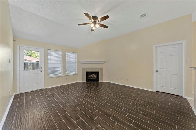 Building Photo - 1002 Manassas Dr