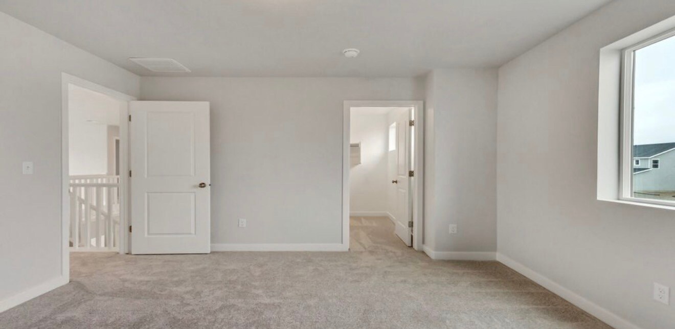 Building Photo - 932 S 250 W