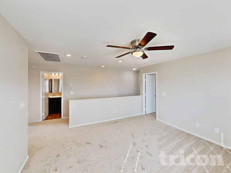 Building Photo - 10270 Nolinas St